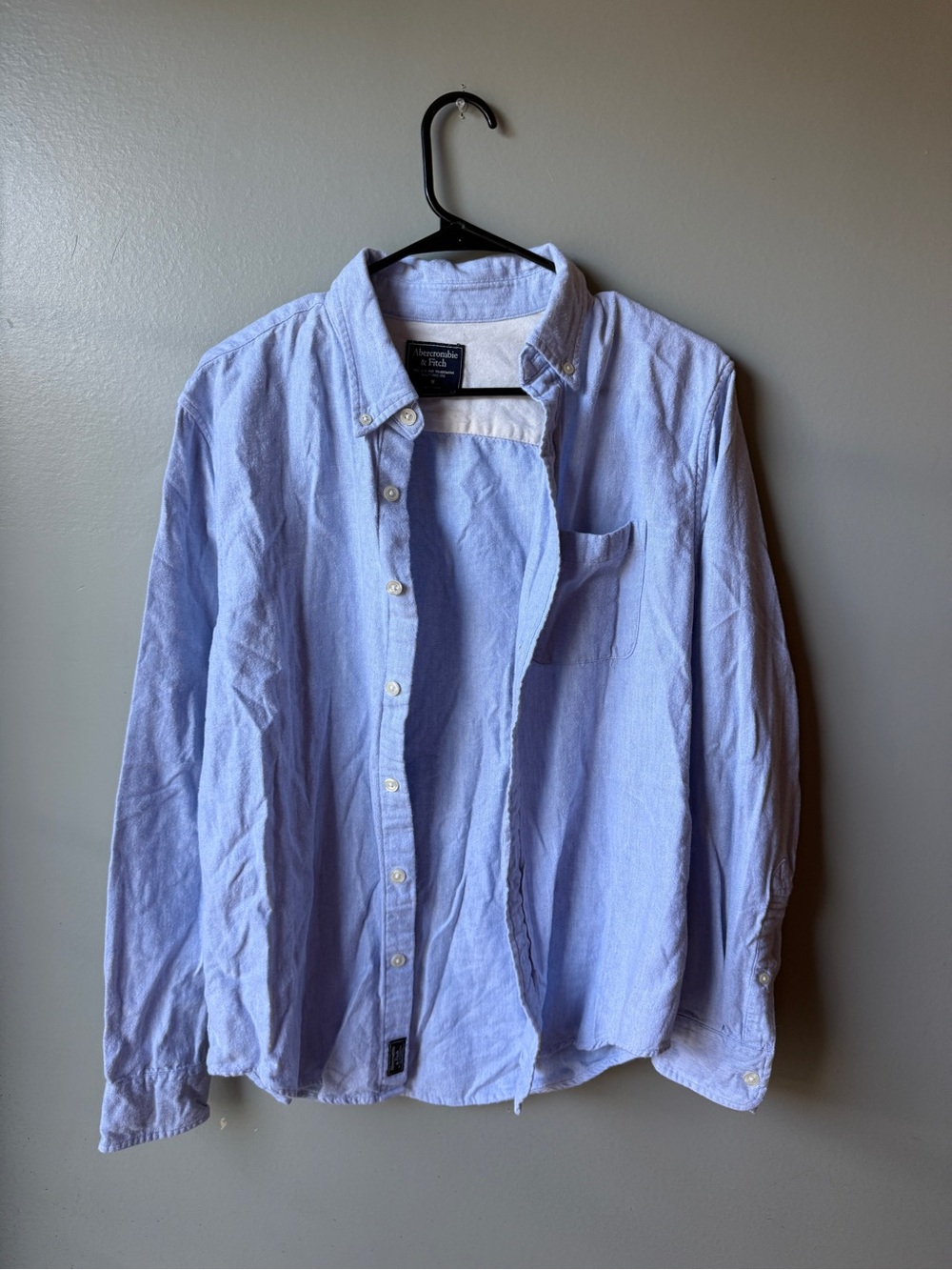 Abercrombie & Fitch Men’s Blue Oxford Button Down Shirt Size Medium